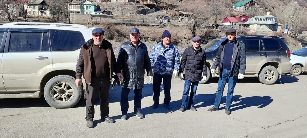 28 февраля в с.Тлярата Тляратинского района прошел субботник, организованный руководством ЖКХ муниципалитета.